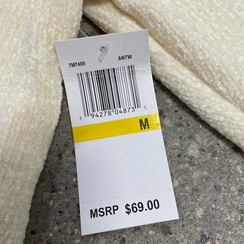 NWT $69 Seven7 Super Soft Cozy Chenille Cardigan Sweater Antique White size Med - Picture 16 of 16